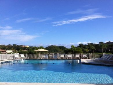 Fabulous Amenities at this Close to Crescent Beach Siesta