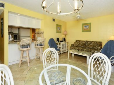 Remodeled Canal Front condo