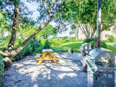Remodeled Canal Front condo