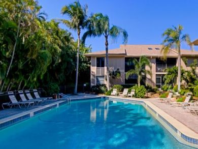 Luxury Sanibel 3 Bedroom Condo Short Walk to Bech Sleeps 6