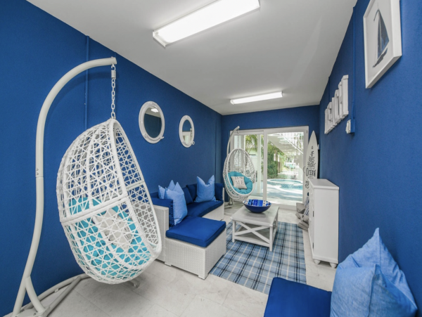 Luxury Anna Maria Rental Market 10th House from the Beach!