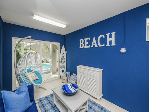 Luxury Anna Maria Rental Market 10th House from the Beach!