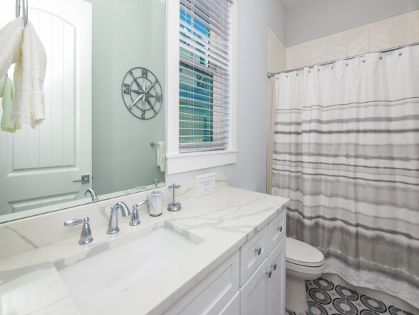 Luxury Anna Maria Rental Market 10th House from the Beach!