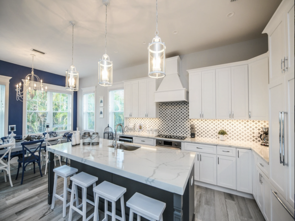 Luxury Anna Maria Rental Market 10th House from the Beach!