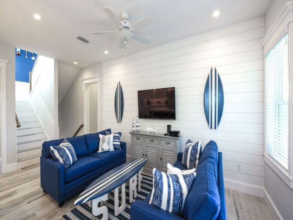 Luxury Anna Maria Rental Market 10th House from the Beach!