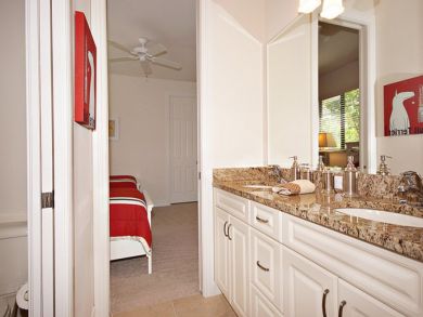Cape Coral Home 913136