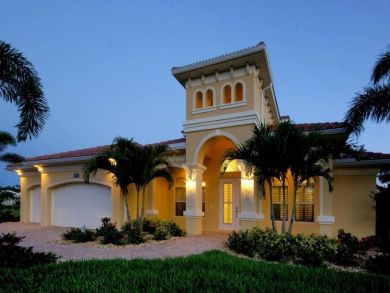 Cape Coral Canal Front Four Bedroom Vacation Home