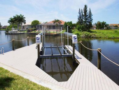Cape Coral Home 913141 Cape Coral Home 913141