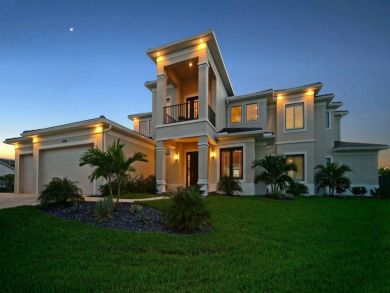 Stylish Open Plan Cape Coral Home