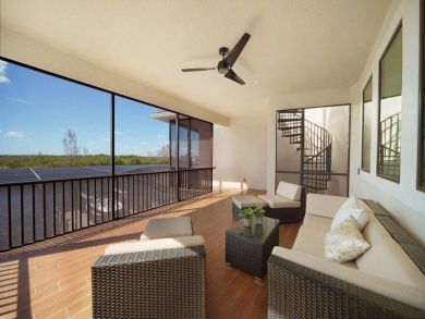 Stylish Open Plan Cape Coral Home