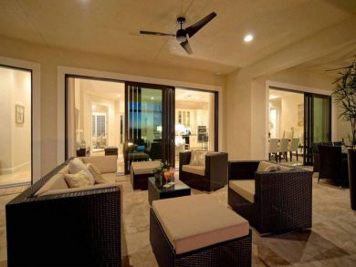 Stylish Open Plan Cape Coral Home