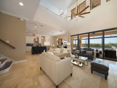 Stylish Open Plan Cape Coral Home