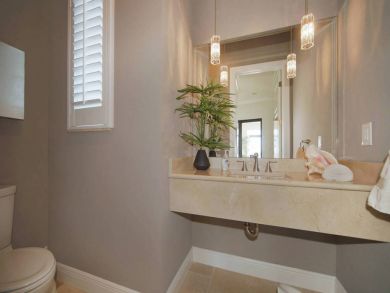 Stylish Open Plan Cape Coral Home