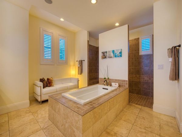 Waterfront Cape Coral Modern Villa Four Bedroom