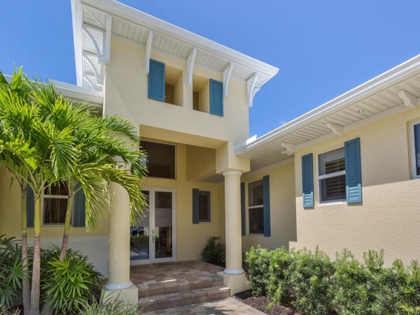 Waterfront Cape Coral Modern Villa Four Bedroom