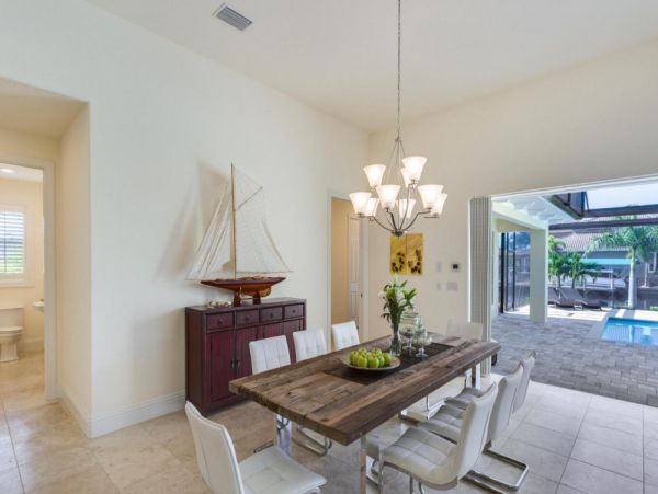 Waterfront Cape Coral Modern Villa Four Bedroom