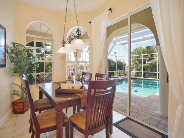 Water View Cape Coral Vacation Home Three bedroom