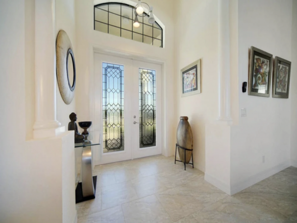 Cape Coral Three Bedroom Luxury Pool Vacation Home