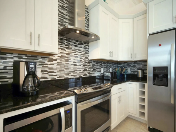 Cape Coral Three Bedroom Luxury Pool Vacation Home