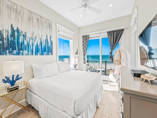 Luxury Bradenton Beach Top Rental Home Luxury All the Way!