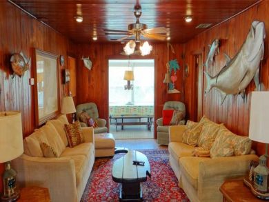 Holmes Beach vacation Rental Accommodation with Four Bedroom