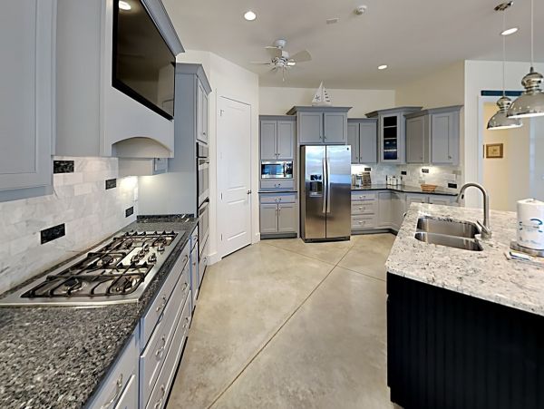 Miramar Beach Luxury Home that Sleeps up to 13 Guests