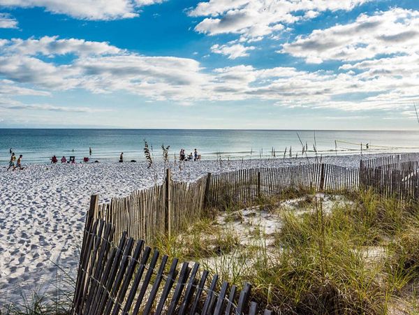 Four Bedroom Vacation Home in Miramar Beach Sleeps 12 Guests