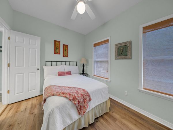 Four Bedroom Vacation Home in Miramar Beach Sleeps 12 Guests