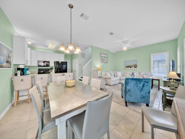 Four Bedroom Vacation Home in Miramar Beach Sleeps 12 Guests