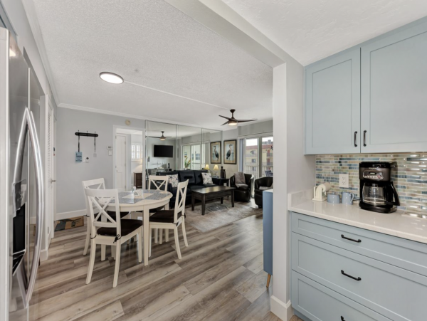 Siesta Key Great Value Two Bedroom Condo Partial Gulf View