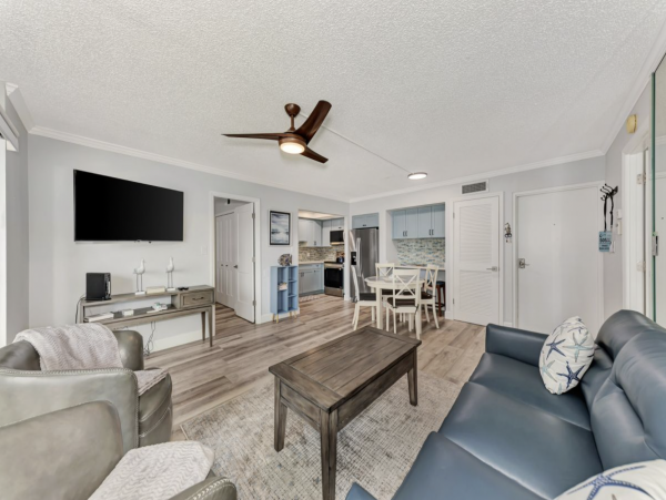 Siesta Key Great Value Two Bedroom Condo Partial Gulf View