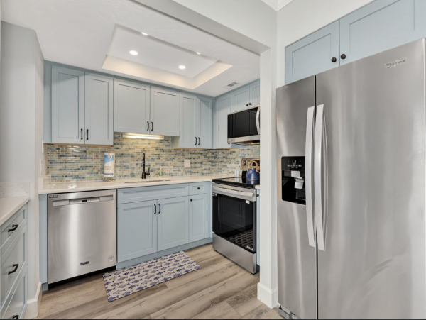 Siesta Key Great Value Two Bedroom Condo Partial Gulf View