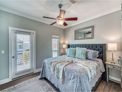 Awsome Private 6 Bedroom Vacation Home with Pool Sleeps 20