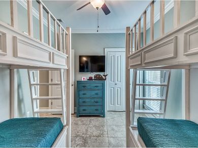 Awsome Private 6 Bedroom Vacation Home with Pool Sleeps 20