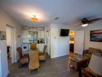 Value Priced Two Bedroom Siesta Key Vacation Condo