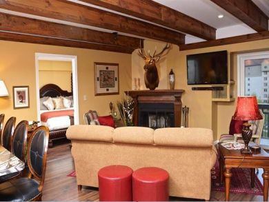 Avon Vacation Accommodation Shuttle to Beaver Creek & Vail.