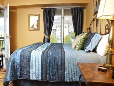 Avon Vacation Accommodation Shuttle to Beaver Creek & Vail.