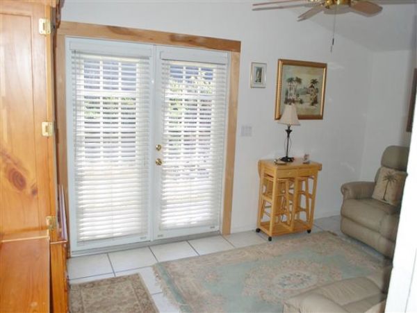 Value Siesta Key Vacation Cottage Sleeps Four Guests