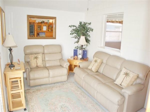 Value Siesta Key Vacation Cottage Sleeps Four Guests
