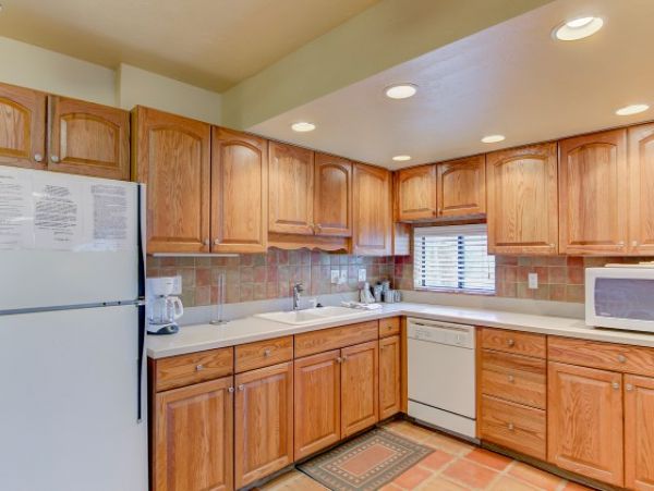 Siesta Key Condo Short Walk to Beach!