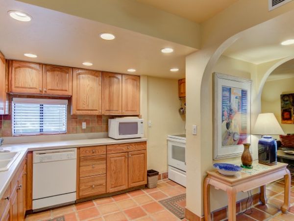 Siesta Key Condo Short Walk to Beach!