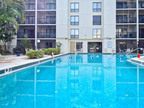 Siesta Key Vacation Rental Condo with Pool & Beach Access