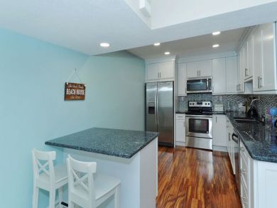 Siesta Key Vacation Condo Rental Sleeps Six