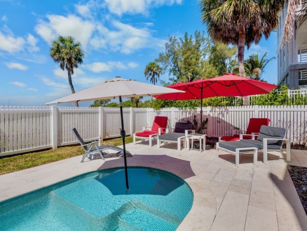 Luxury North Anna Maria Island  Beach House