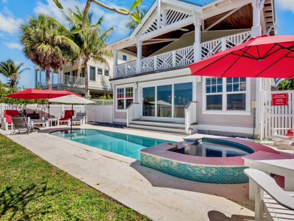 Luxury North Anna Maria Island  Beach House