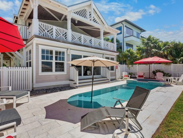 Luxury North Anna Maria Island  Beach House