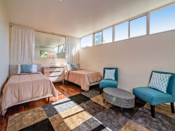 Luxury Santa Barbara Rental with Panoramic Mountain Views