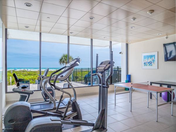 Siesta Key Vacation Condo Sleeps Four Guests
