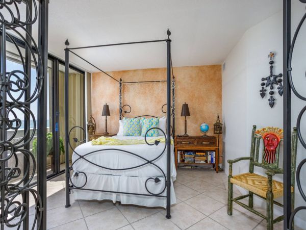 Siesta Key Vacation Condo Sleeps Four Guests