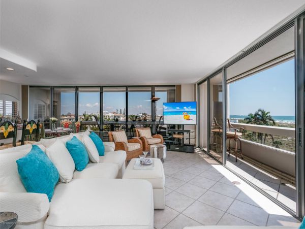 Siesta Key Vacation Condo Sleeps Four Guests